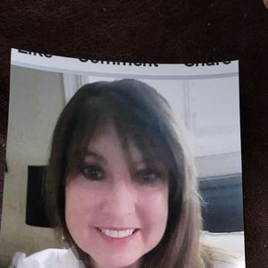 Meet your Posher, Debbie